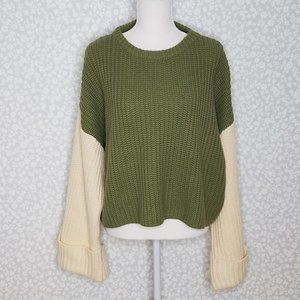 La Lavon Oversized Cropped Chunky Knit Sweater